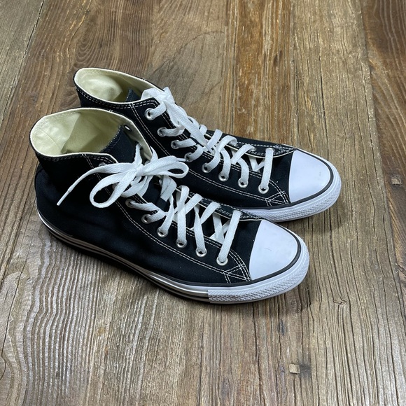 Converse Chuck Taylor All Star Hi Top 10M or 12W